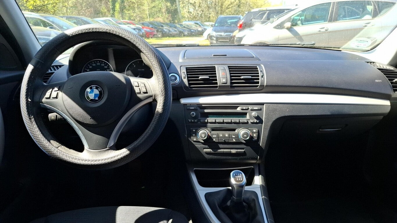 BMW 118d Klima LM AHK GRA PDC MFL Klimaaut. SHZ 169076432 4