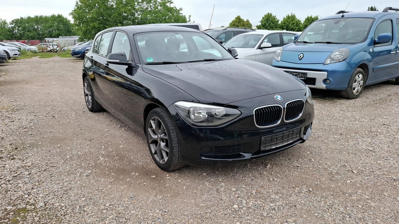 BMW 116i (F20) Klima PDC SHZ LM  130198429 1