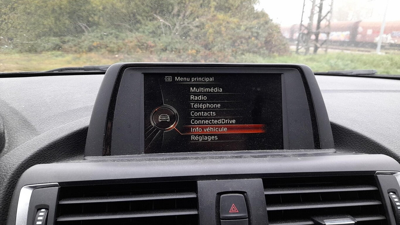 BMW 1er - 116 i Advantage LM SHZ GRA Klimaaut. PDC  144680149 7