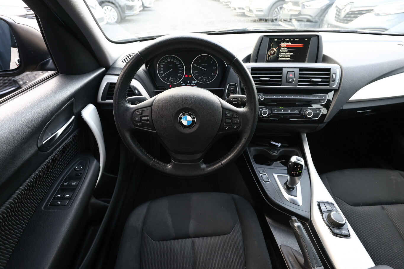 BMW 1er 116d Aut. Advantage Klima SHZ Temp PDC 104545279 6