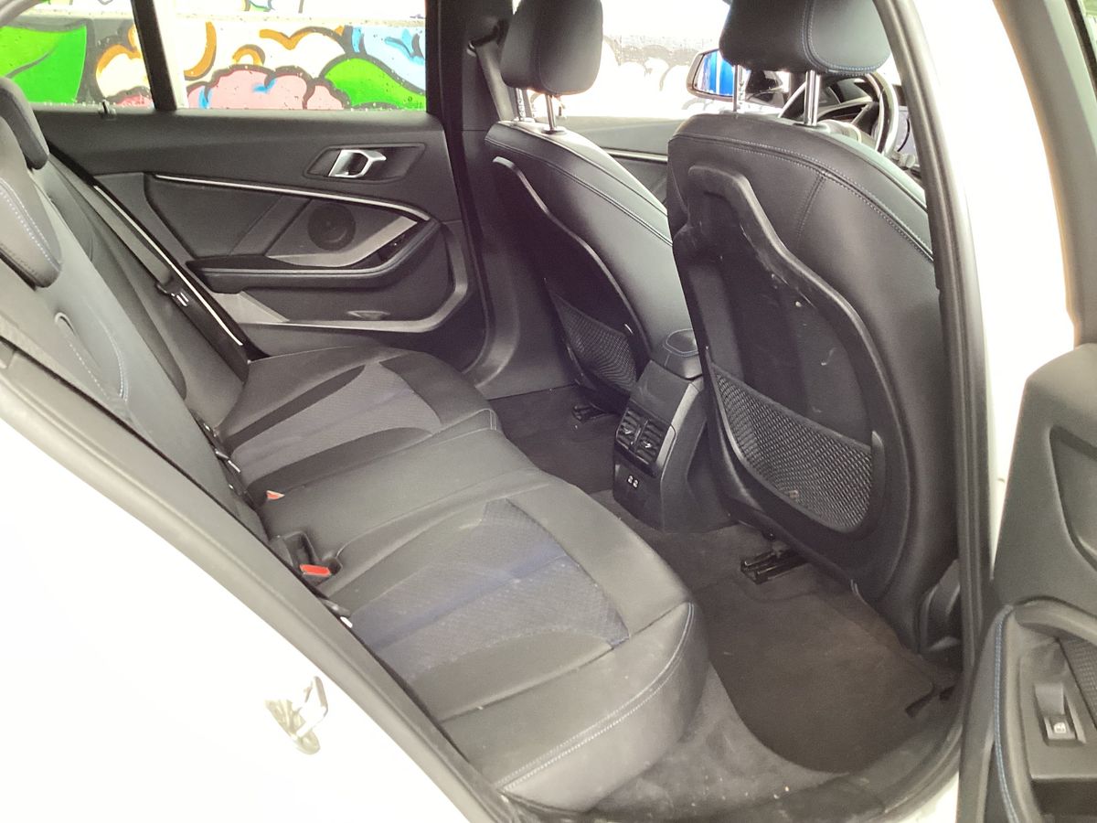 Interior trasero