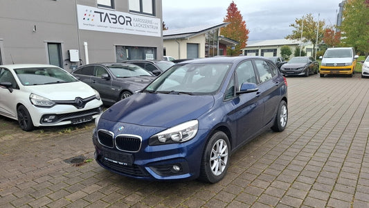 BMW 218i Active Tourer Steptronic Navi PDC SHZ Klima 140105651 0
