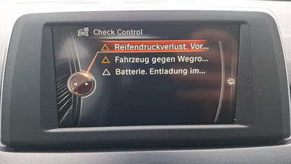 BMW 218i Active Tourer Steptronic Navi PDC SHZ Klima 140105651 16