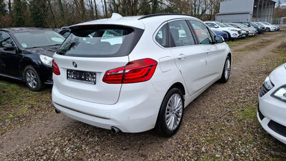 BMW 2er Active Tourer - 220d Luxury Line Steptr. NAV 145773431 2