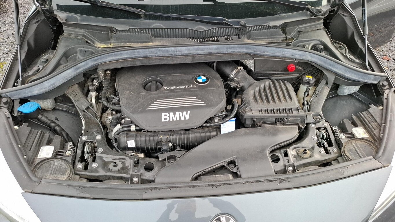 BMW 220i Active Tourer Steptronic Advantage Pano LED 161522172 15