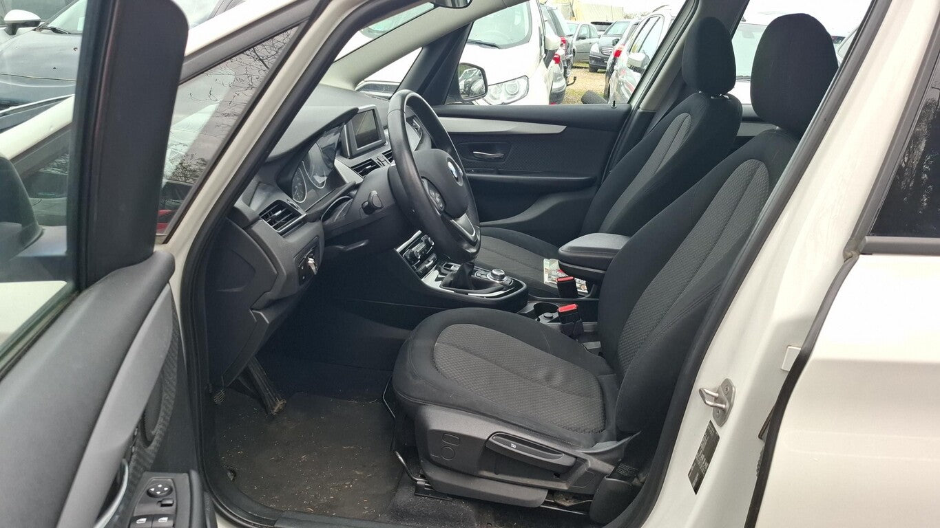 BMW 216i Gran Tourer Advantage 7S Navi PDC SHZ Klima 168129917 7