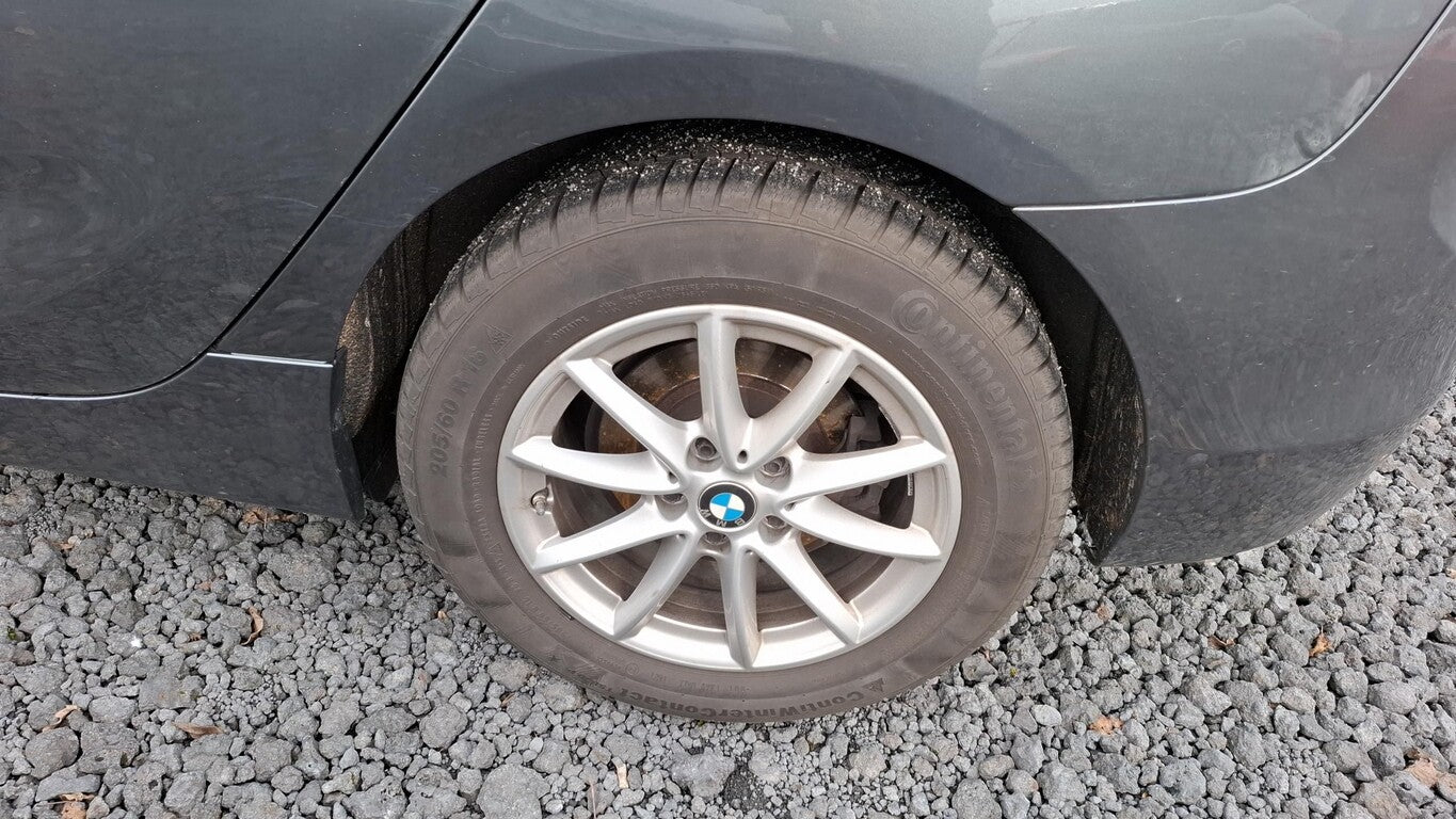 BMW 220i Active Tourer Steptronic Advantage Pano LED 161522172 11