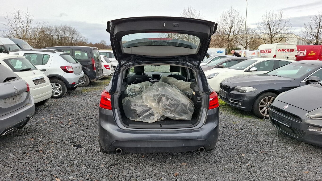 BMW 220i Active Tourer Steptronic Advantage Pano LED 161522172 9
