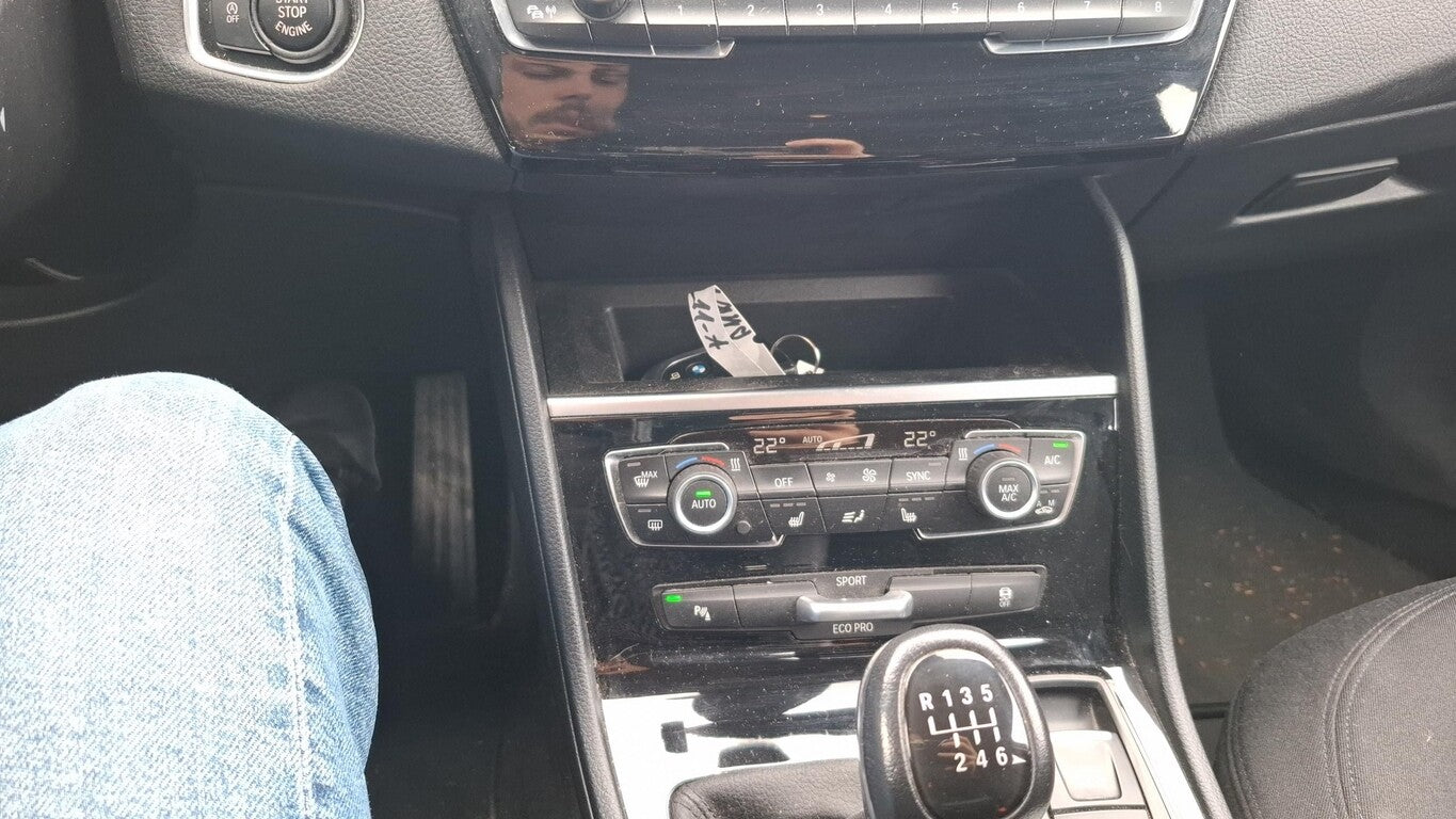 BMW 216i Gran Tourer Advantage 7S Navi PDC SHZ Klima 168129917 5