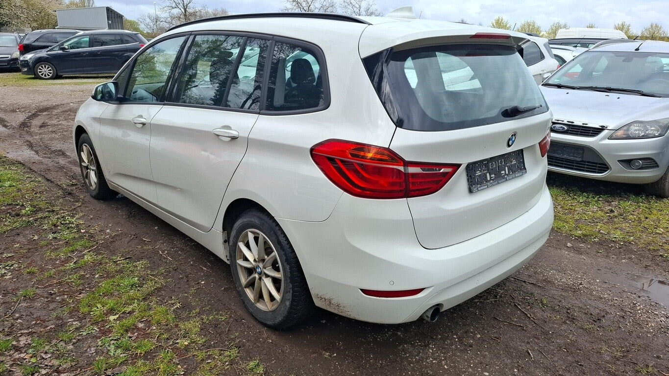 BMW 216i Gran Tourer Advantage 7S Navi PDC SHZ Klima 168129917 3