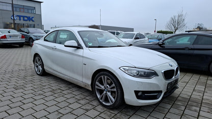BMW 225d Coupe Sport Line Steptronic NaviProf Xenon  153110443 1
