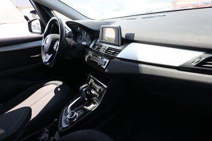 BMW 220i Active Tourer Steptronic Advantage Pano Nav 122037468 8