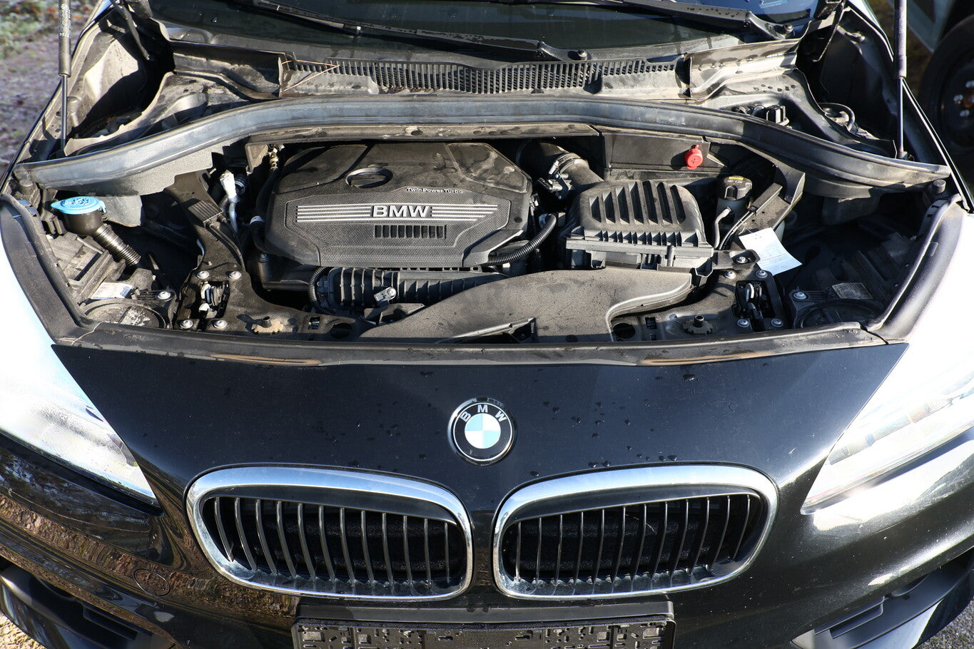 BMW 218i Gran Tourer Advantage LED Nav PDC SHZ Temp 103747851 9