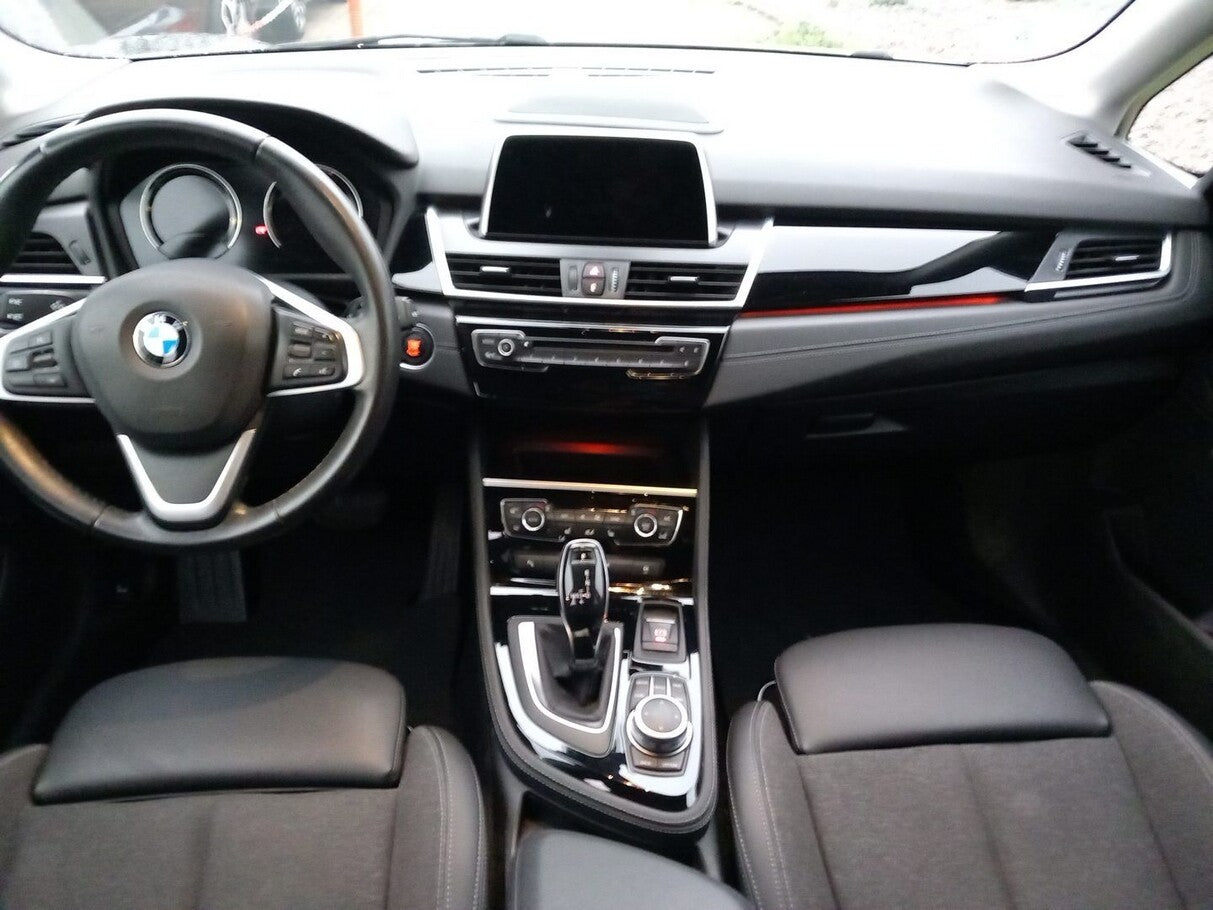 BMW 218i Active Tourer Steptronic Sport Line Nav AHK 140218511 4