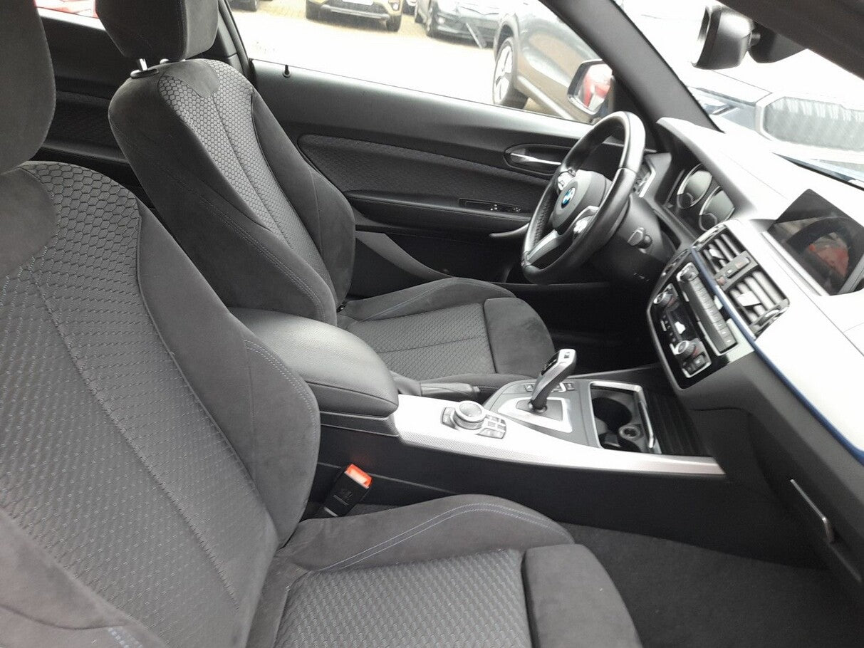 BMW 218i Coupe Steptronic M Sport LED Nav PDC LM18Z 112400341 6