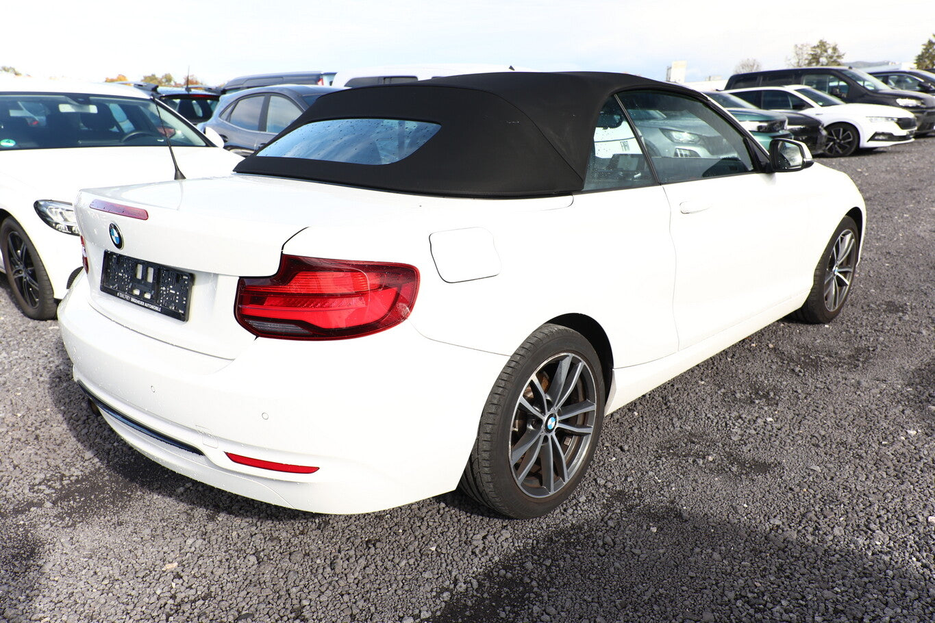 BMW 218i Cabriolet Sport Line LED Nav SHZ PDC Temp  139794630 2