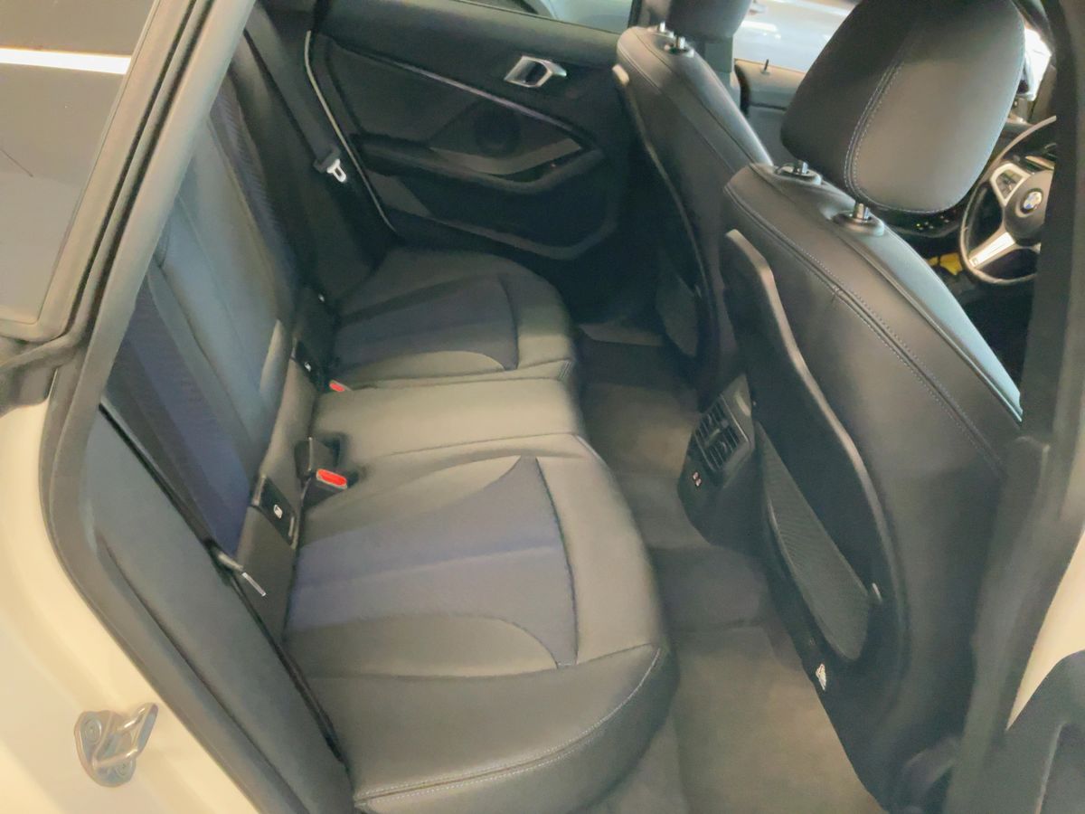 Interior trasero