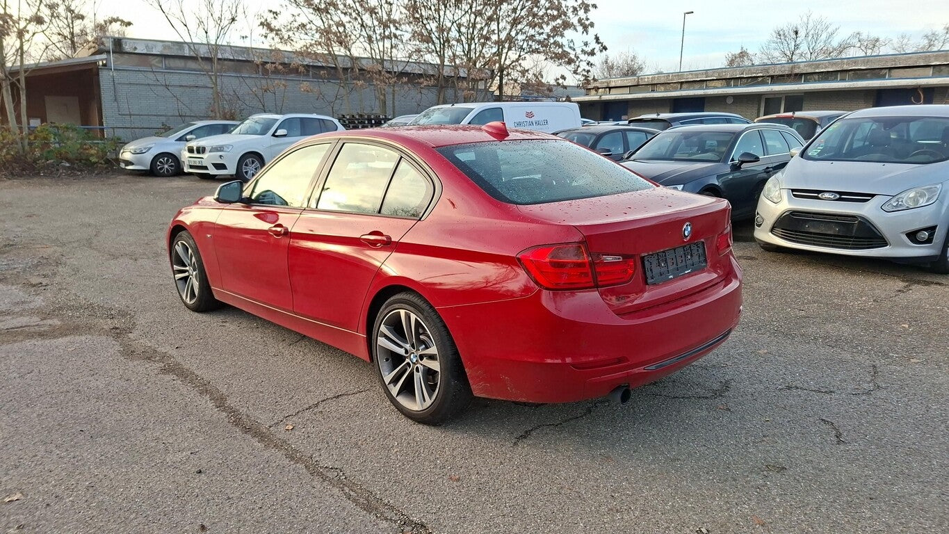 BMW 3er - 320 i xDrive Lim Autom. Navi BiXen AHK LM 144676141 3