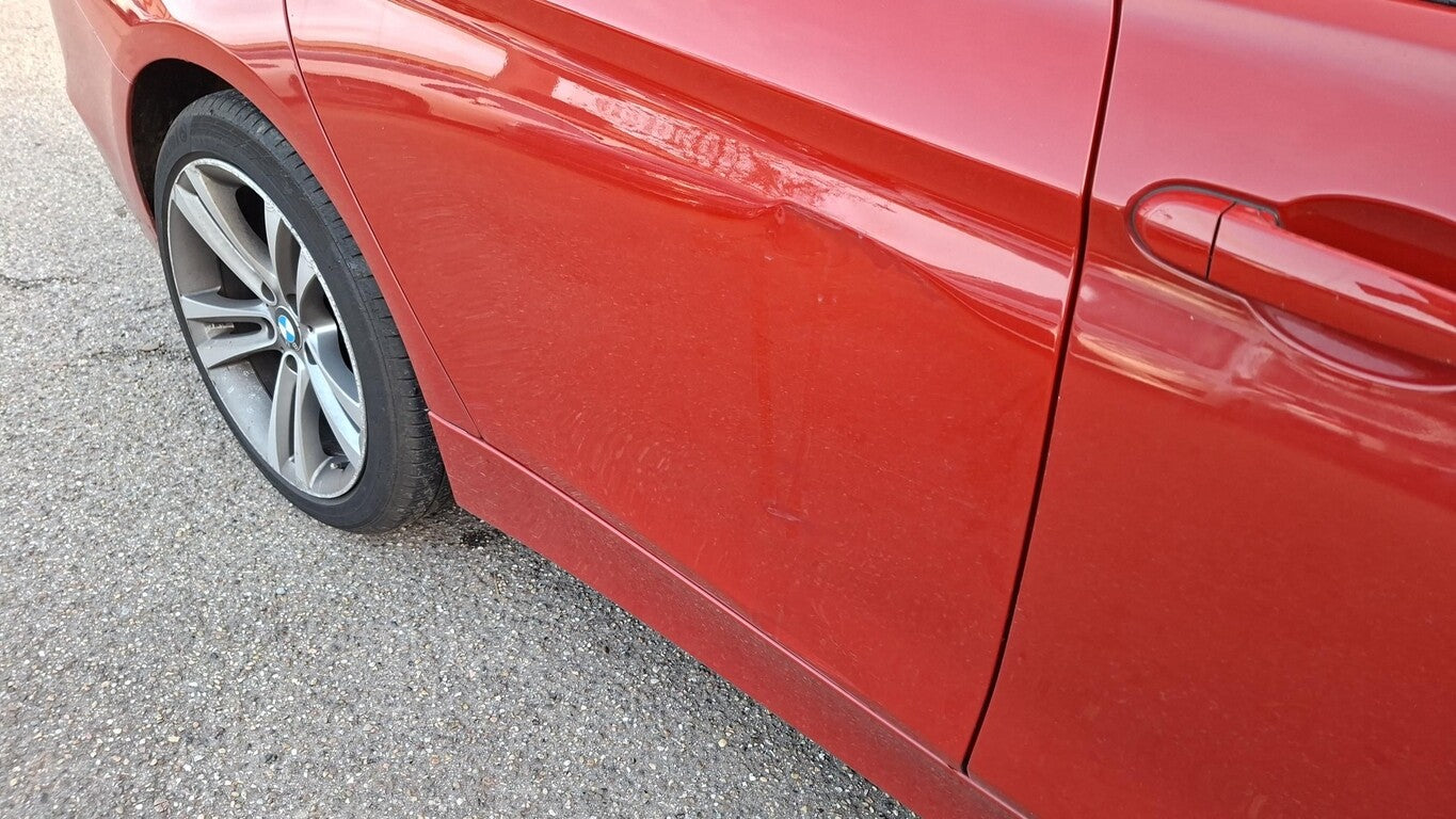 BMW 3er - 320 i xDrive Lim Autom. Navi BiXen AHK LM 144676141 13