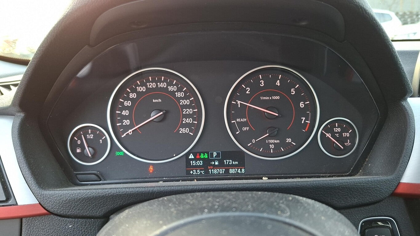 BMW 3er - 320 i xDrive Lim Autom. Navi BiXen AHK LM 144676141 4