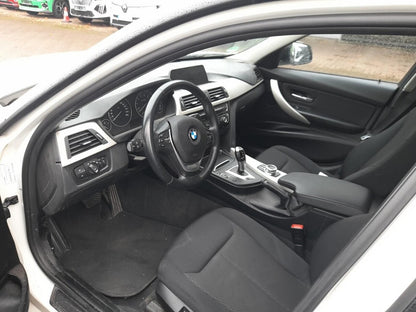 BMW 318i Steptronic Advantage LED Nav PDC Temp 16Z 140716014 4