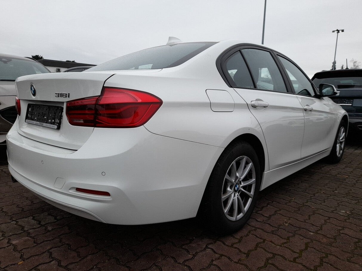BMW 318i Steptronic Advantage LED Nav PDC Temp 16Z 102495907 2