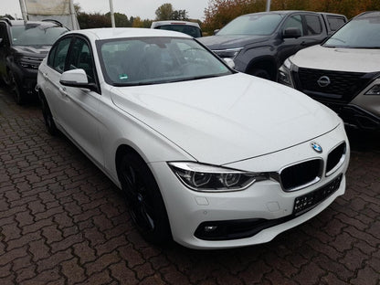 BMW 318i Steptronic Advantage LED Nav PDC Temp 16Z 140716014 1