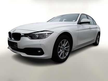 BMW 318i Steptronic Advantage LED Nav PDC Temp 16Z 102495907 0