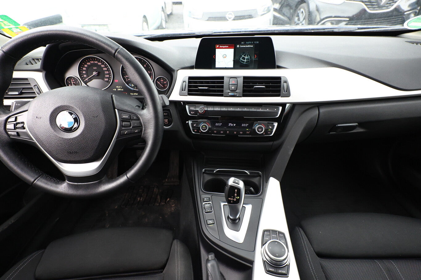 BMW 320d Touring Steptronic Advantage LED Nav PDC 109844396 7
