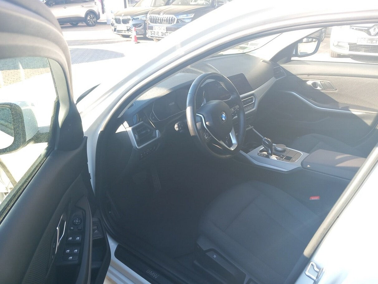 BMW 320d 190 xDrive Aut Advan BusinessP Standh ParkP 120797622 4