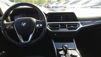 BMW 318i Aut. 156 Sport Line CockpitPlus Nav SHZ PDC 83880715 6