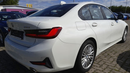 BMW 318i Aut. 156 Sport Line CockpitPlus Nav SHZ PDC 83880715 2