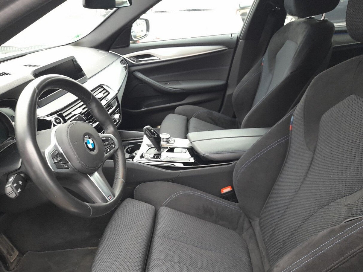 BMW 530e Steptronic M Sport LED Nav LM19Z ParkAs PDC 109964262 4