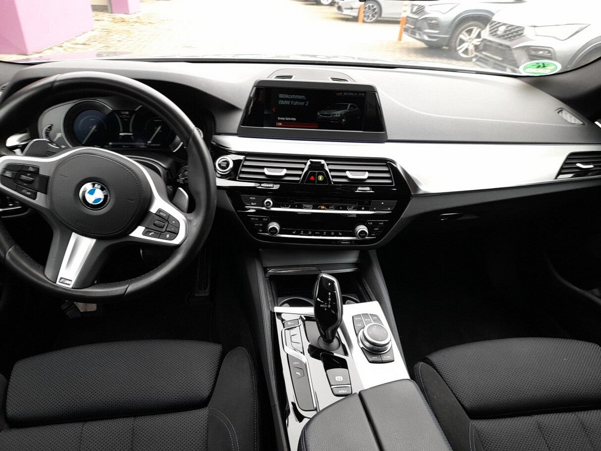 BMW 530e Steptronic M Sport LED Nav LM19Z ParkAs PDC 109964262 5