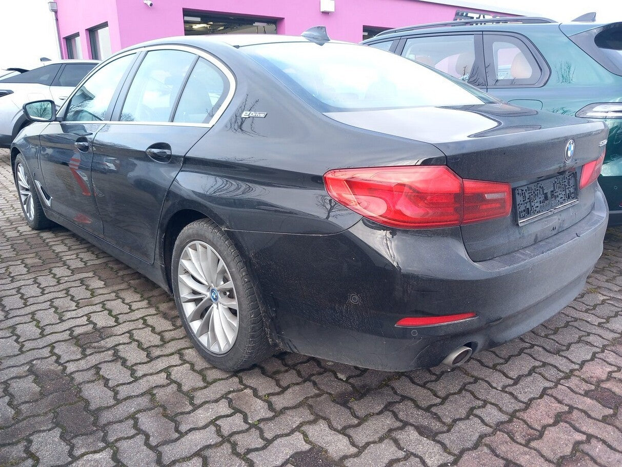 BMW 530e Aut. LED Nav ParkAs SHZ LM18Z Klima 157910451 3