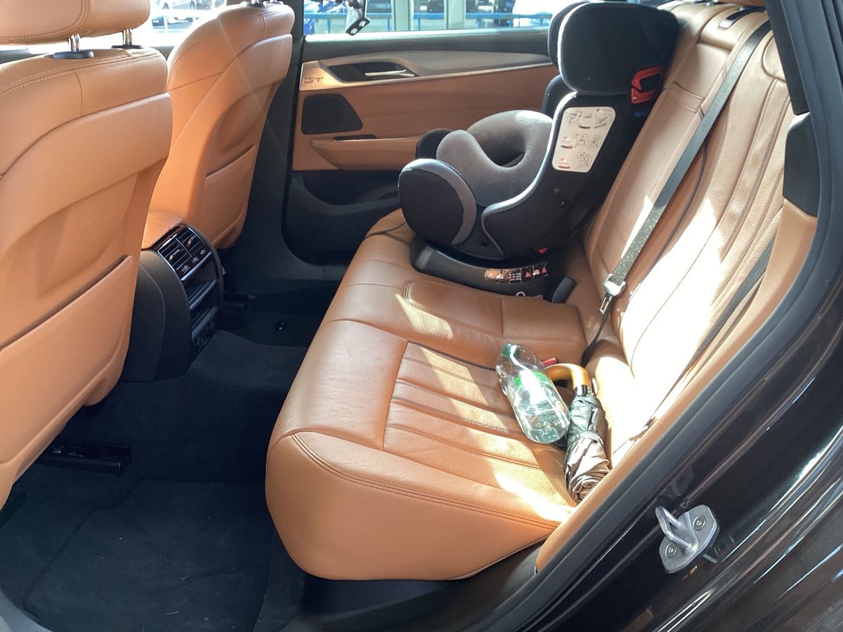 Interior trasero