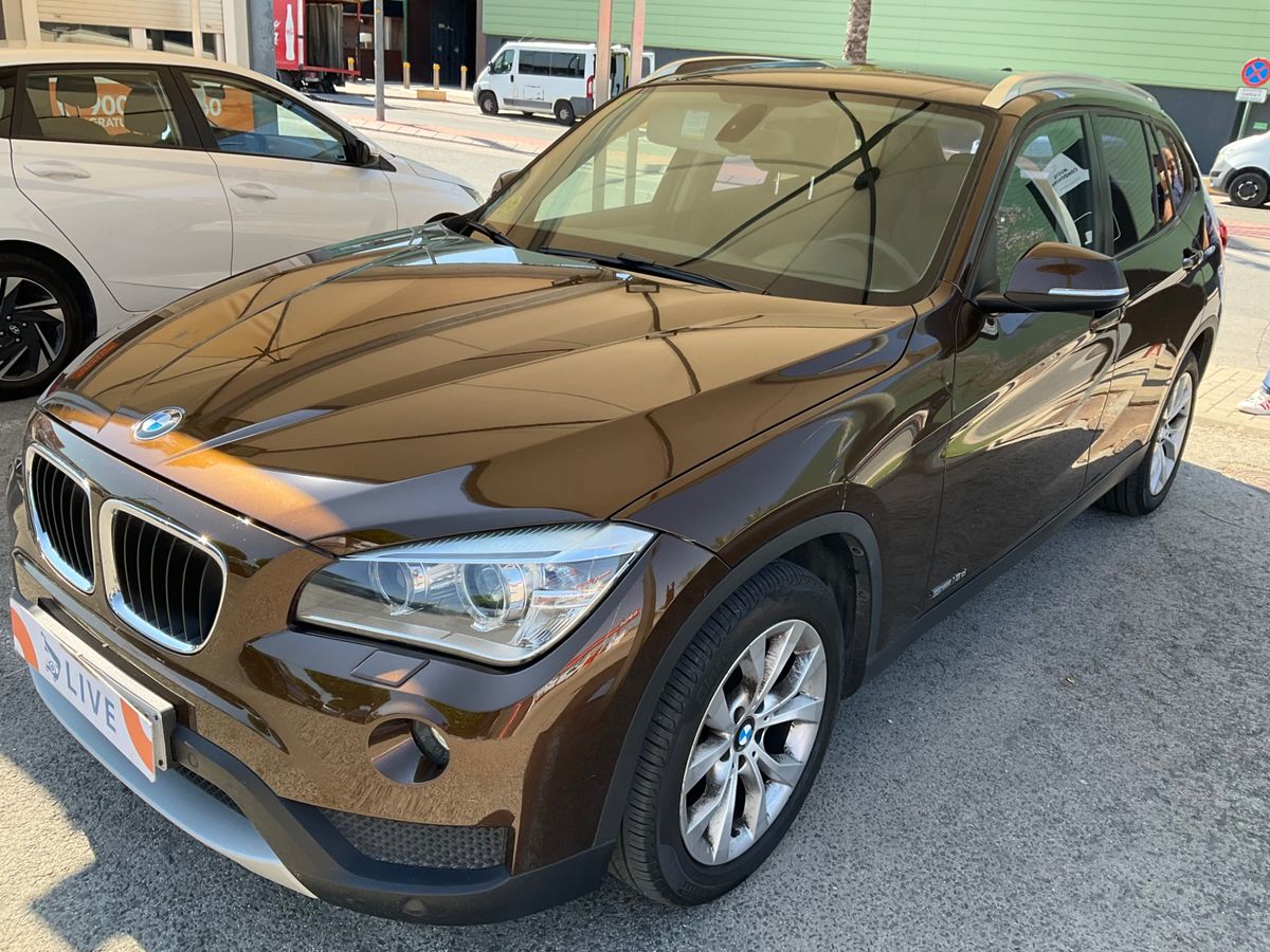 Frontal izquierda
