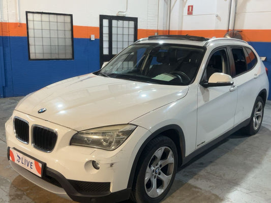 Frontal izquierda