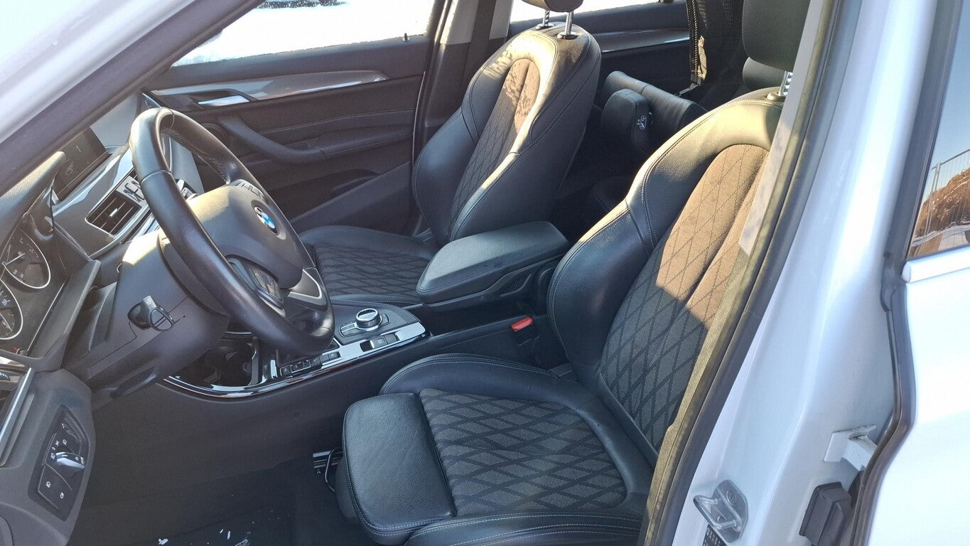 BMW X1 xDri 20i xLine Steptronic Nav AHK LED Kamera 149167645 4