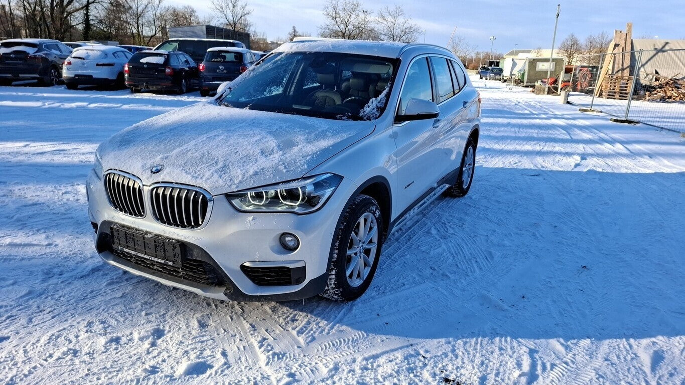 BMW X1 xDri 20i xLine Steptronic Nav AHK LED Kamera 149167645 0