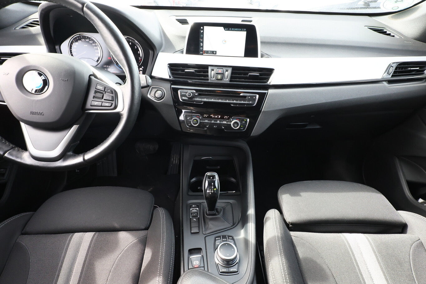 BMW X1 sDrive18i DKG Advantage LED Nav PDC SHZ LM17Z 114776837 7