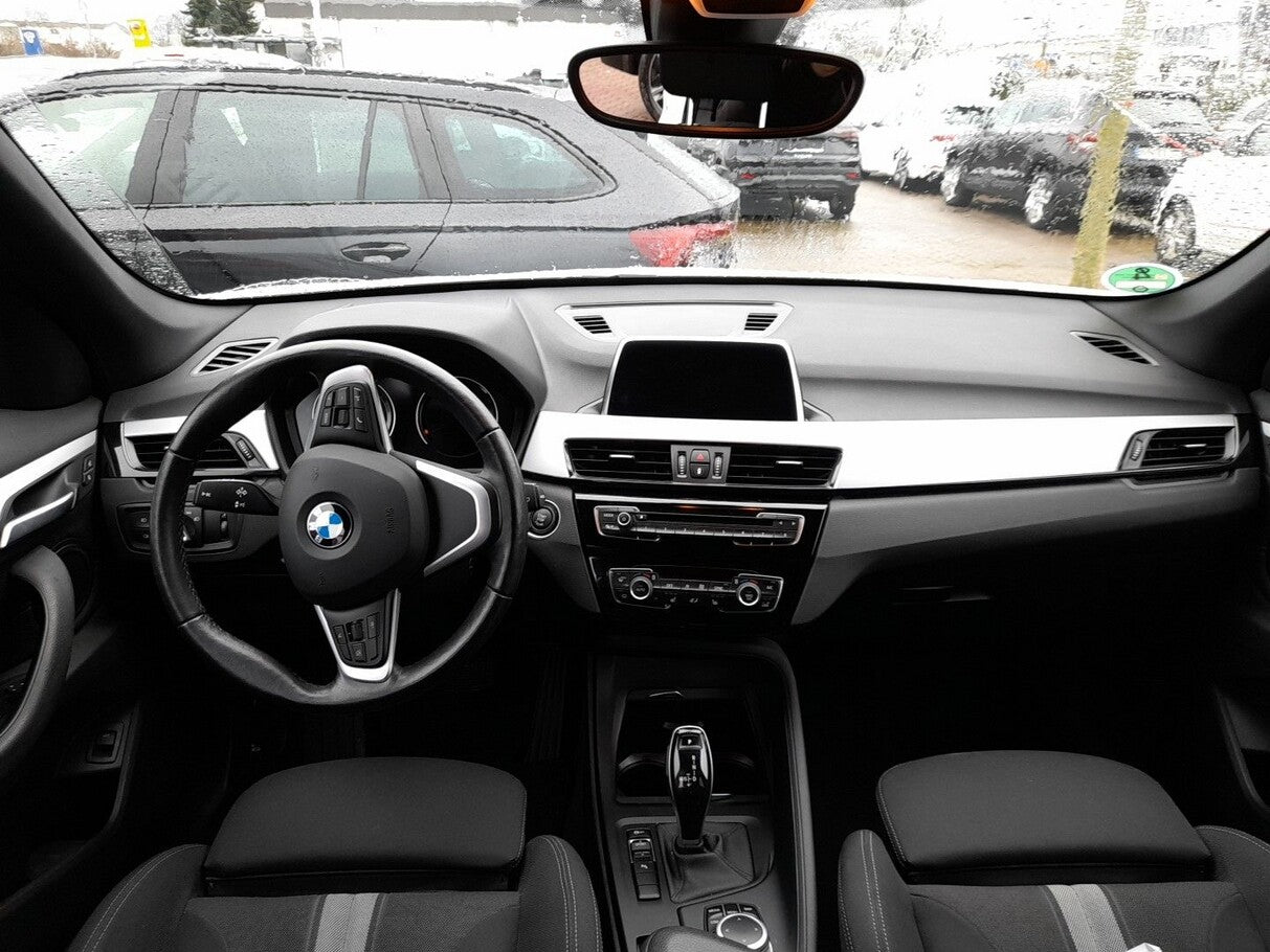 BMW X1 sDrive18i DKG Advantage LED Nav PDC SHZ LM17Z 114776837 5