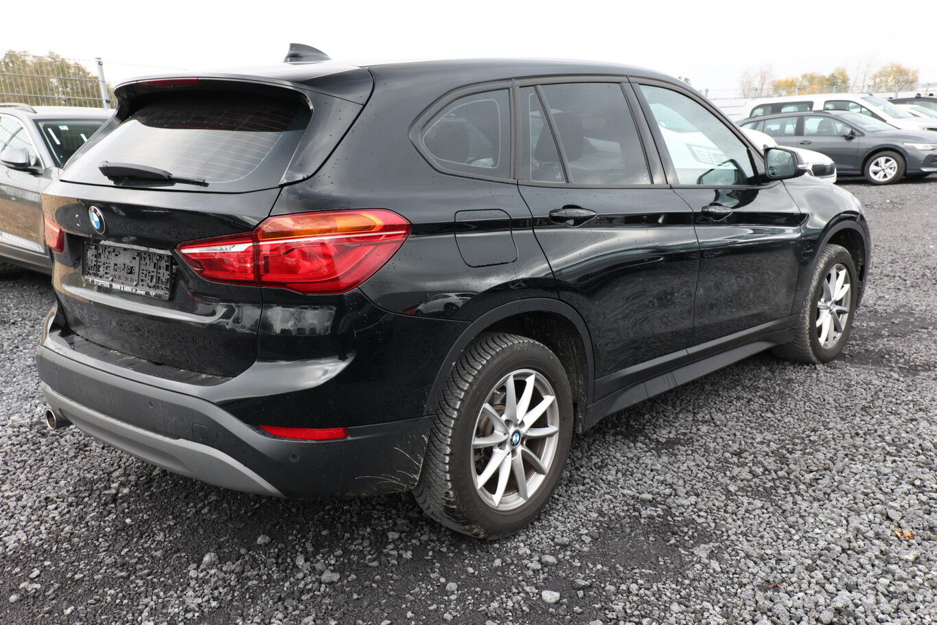 BMW X1 sDrive18i 140 DKG7 Advantage Nav SHZ PDC 101009179 2