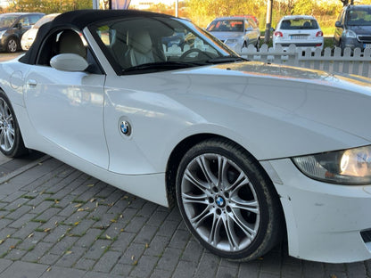 Lateral delantero derecho