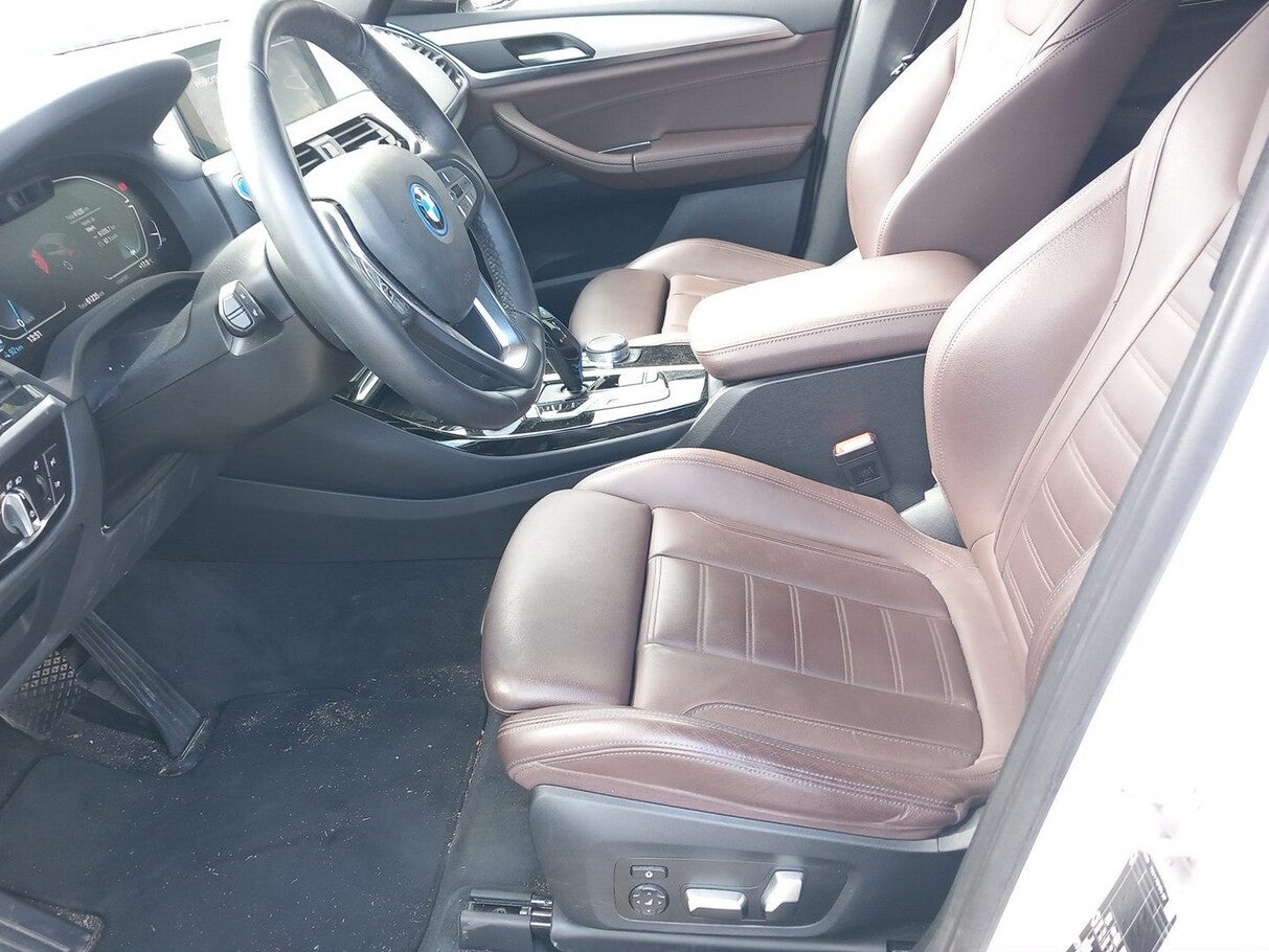 BMW iX3 Impressive LED Nav AHK LM20Z Kam360° ParkAs 138831506 5