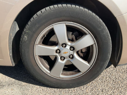 Neumático delantero derecho