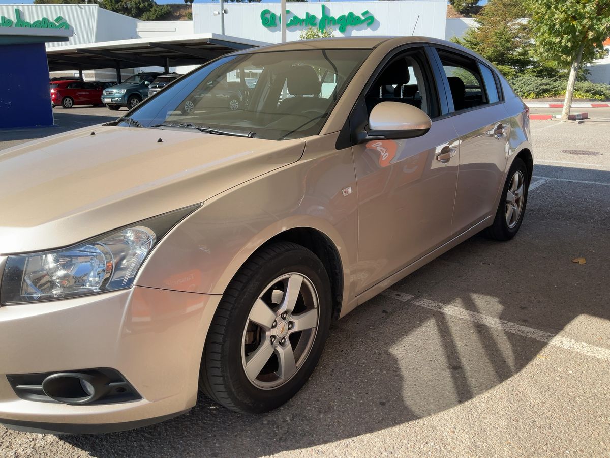 Lateral delantero izquierdo