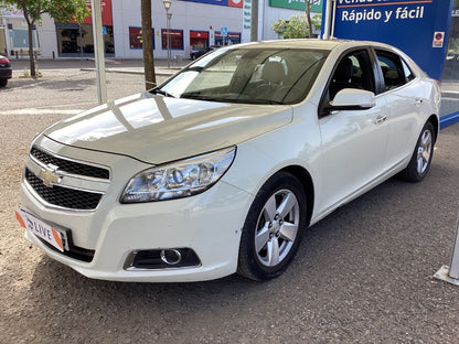 Frontal izquierda