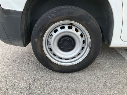 Neumático trasero derecho