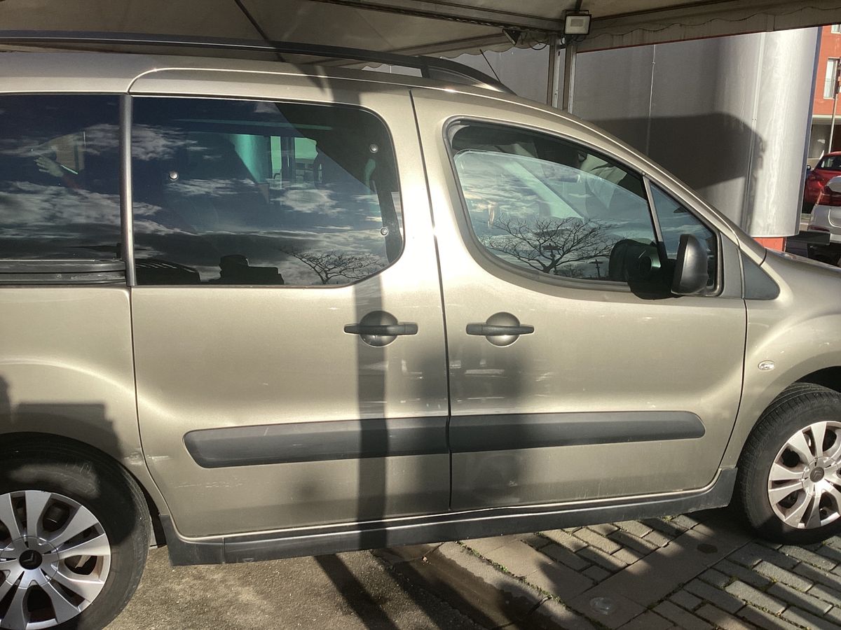 Exterior derecha